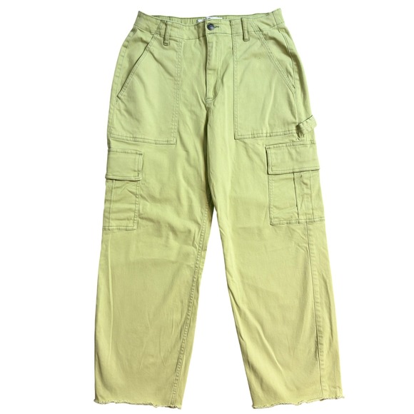 Hollister Pants - Hollister Women's Large Green Cargo Pants Ultra High Rise Raw Hem Cotton Blend